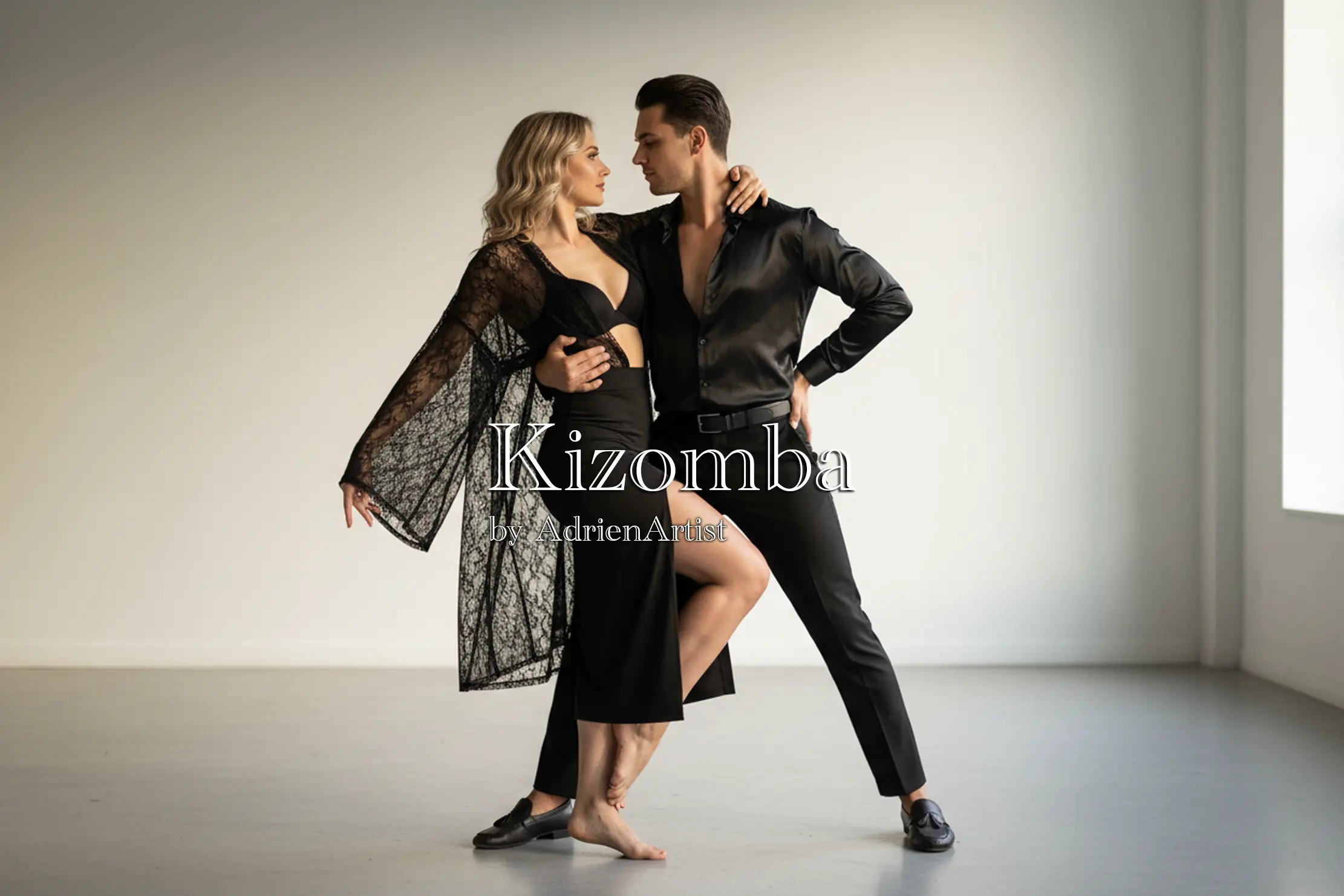 Danseurs exécutant une figure fluide de Kizomba – guidance complète via les vidéos YouTube d’Adrien Artist